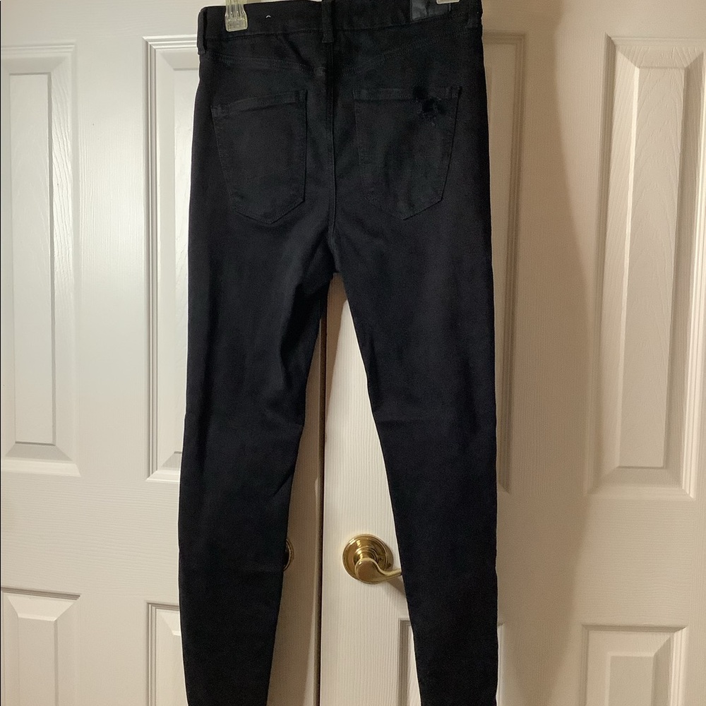 American Eagle Ripped Skinny  jeans